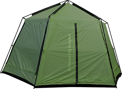 Compact green screen tent with zippered wall panels